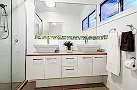 Modern bathroom.