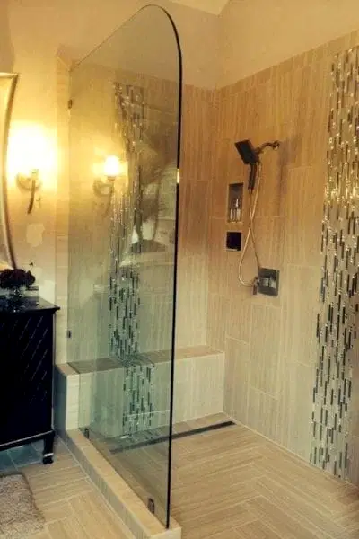 Frameless Bath Screens
