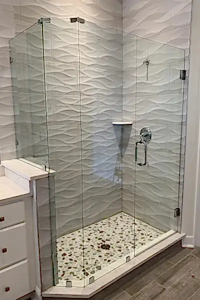 Swing Door With Neo Angle Panels